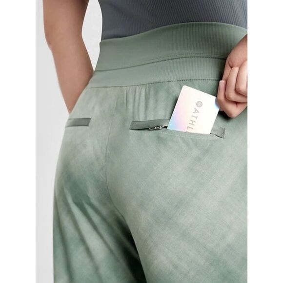 Athleta Nolita Slim Tapered Printed Crop Pant Plus Size 18 Green NWOT - Picture 3 of 6